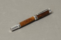 /album/galerie-de-photos-les-stylos-plume/thuya-du-maroc-roman-harvest-rhodium-black-titanium-jpg1/